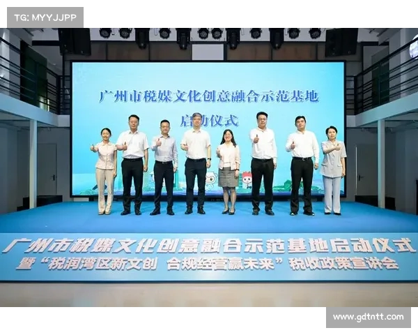 陕西联合签下帕尔曼江:前广州队球员助力新赛季目标 陕西联合签下帕尔曼江:前广州队球员助力新赛季目标